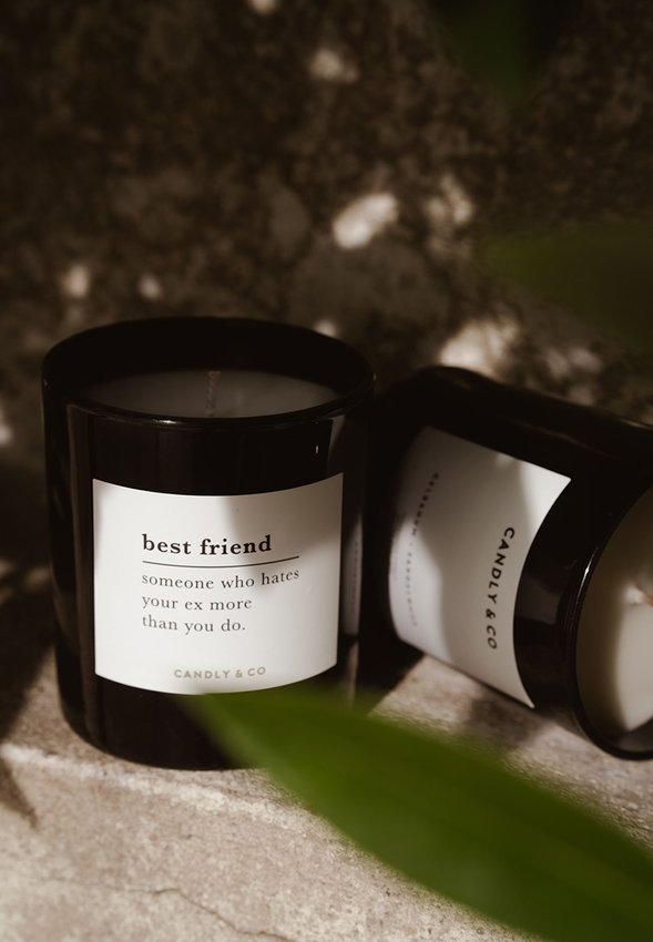 Świeca sojowa w szkle CANDLY&CO Someone Who Hates Your Ex zapach No.4 250g