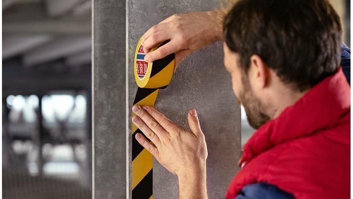 Taśma Ostrzegawcza Tesa Signal Premium Pvc 66Mx50Mm Czarno-Żółta