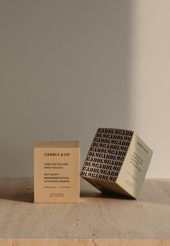 Świeca sojowa w szkle CANDLY&CO They Say You Are What You zapach No.1 250g