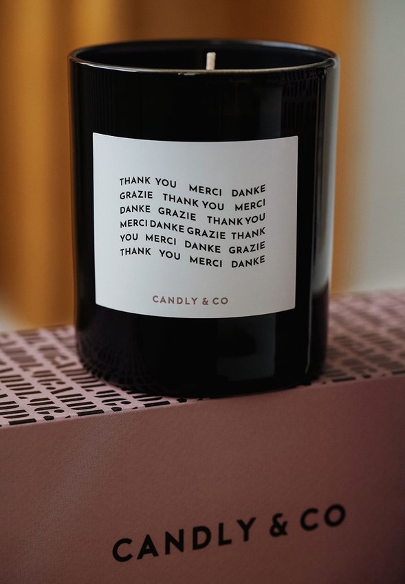 Świeca sojowa w szkle CANDLY&CO Thank You Merci Danke zapach No.7 250g
