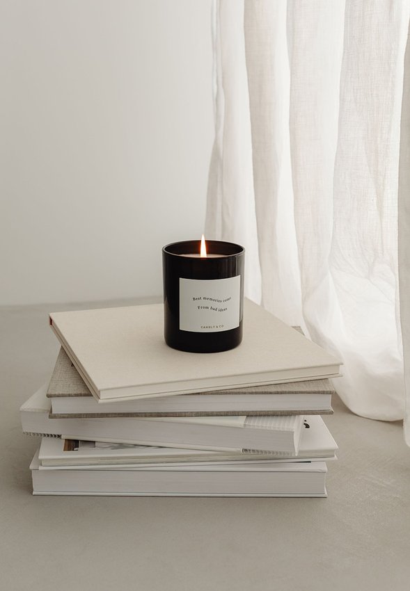 Świeca sojowa w szkle CANDLY&CO Best Memories Come From B., zapach No.2 250g