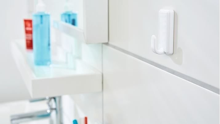 Haczyk Samoprzylepny Powerstrips Tesakwadratowy,Duzy,Biały 2Szt.Blister